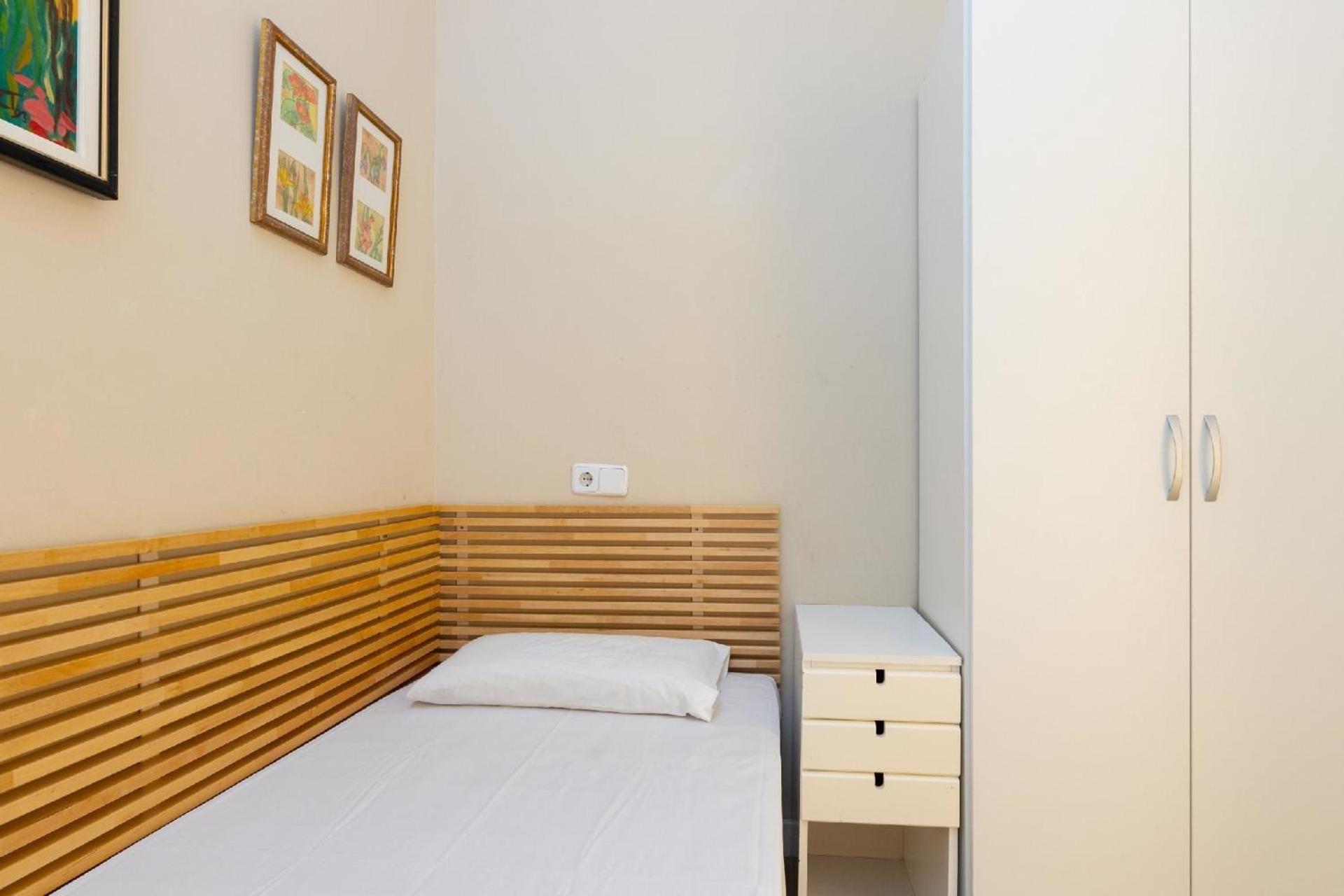 Appartement Fuer 6 Personen Ca 90 Qm In Barcelona-eixample, Costa Brava Costa Del Maresme