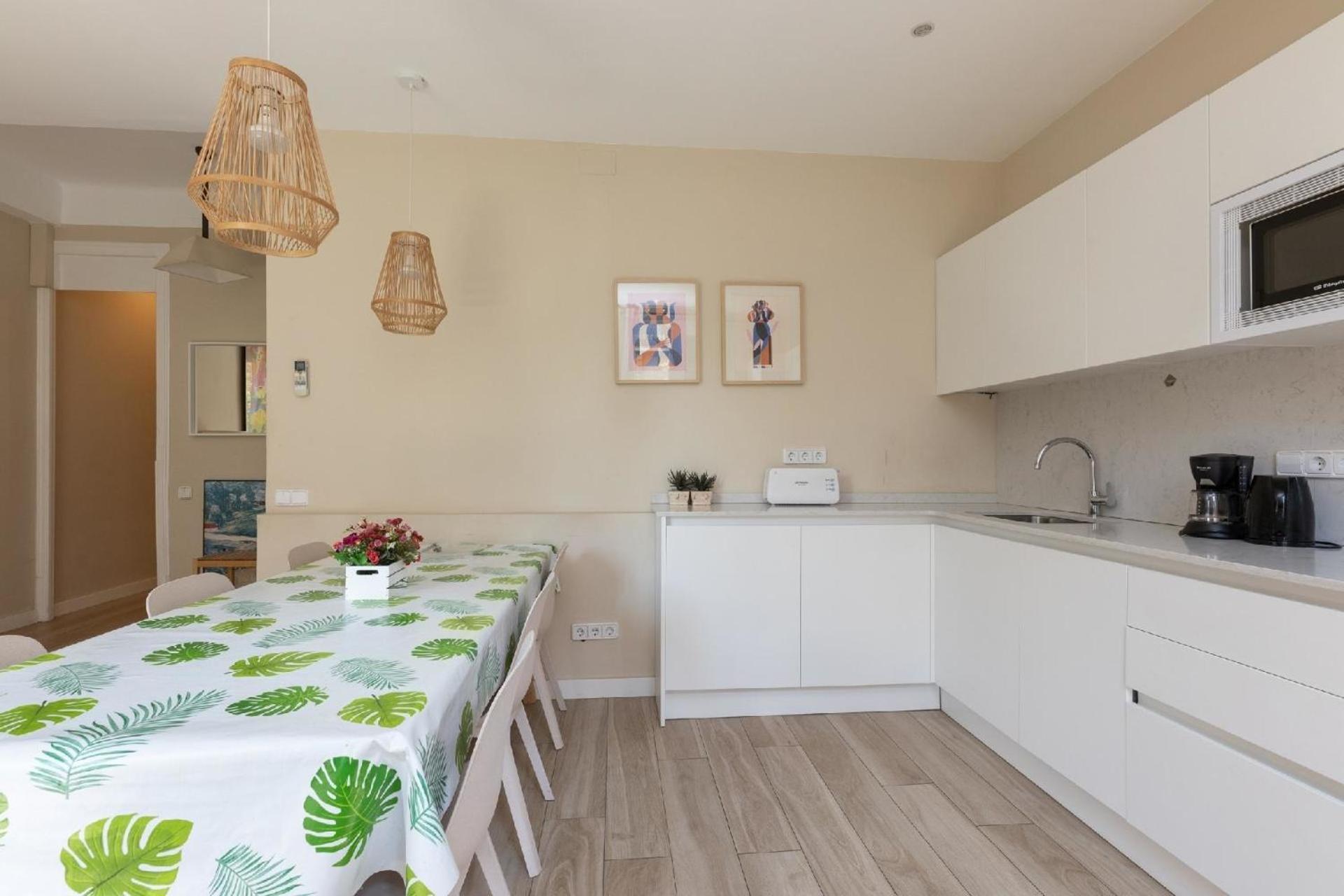 Fuer 6 Personen Ca 90 Qm In Barcelona-eixample, Costa Brava Costa Del Maresme Barcelone
